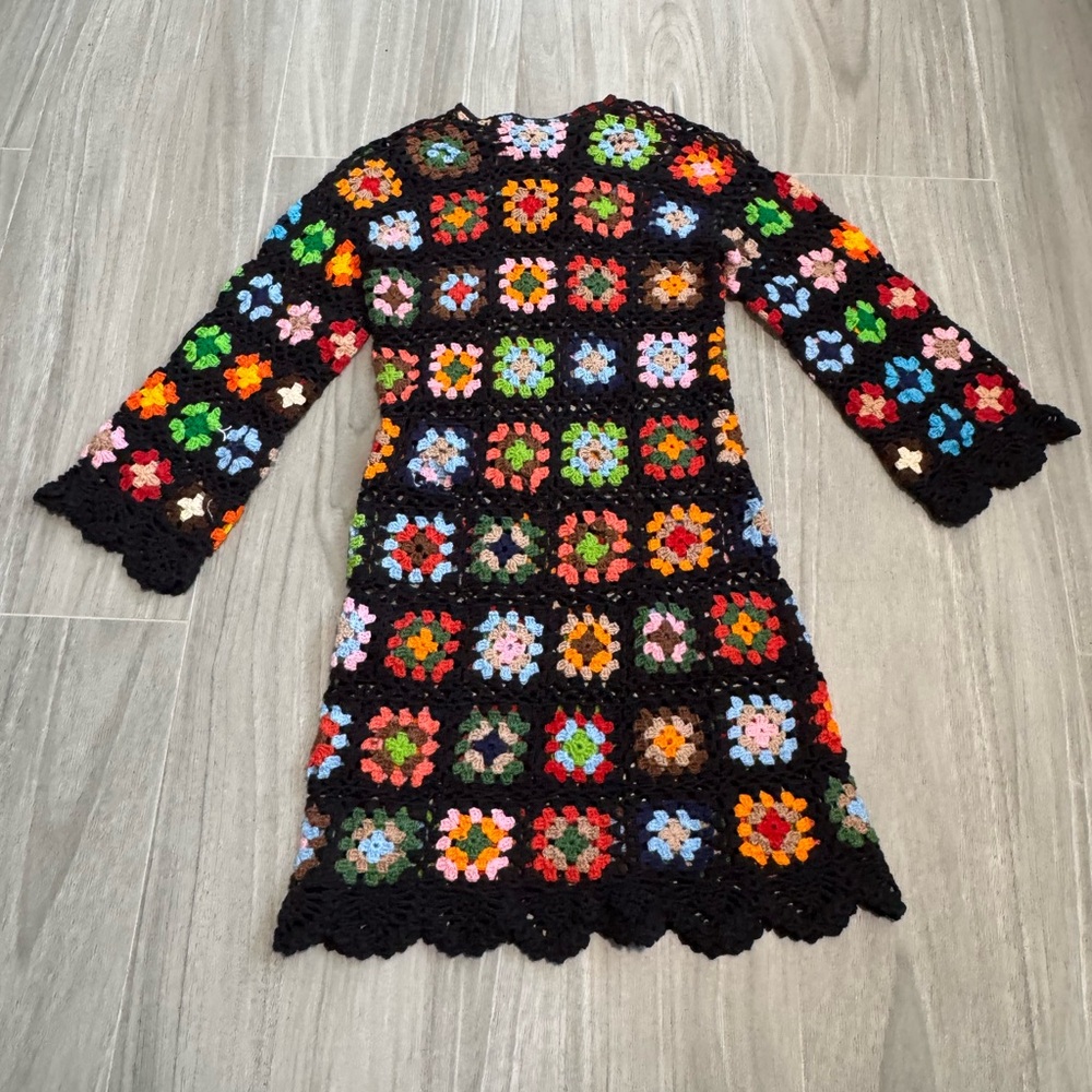 Alix Pinho***Black Crochet Flower Mini Dress***Small $858 - Picture 7 of 15